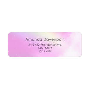 Ciel rose pastel avec arc-en-ciel jaune