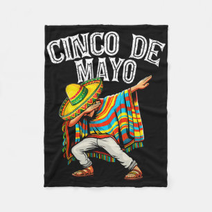Cinco De Mayo Dabbing Mexican Poncho Sombrero Hat Fleece Blanket
