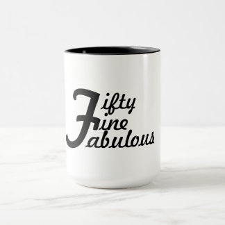 Cinquante fins et tasse de café fabuleuse