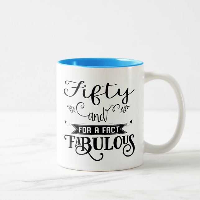 Cinquantième tasse fabuleuse de cadeau (Droit)