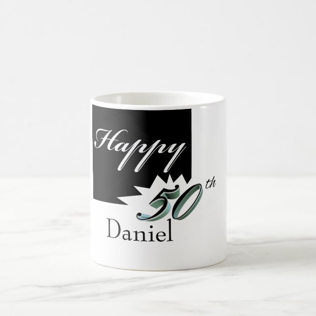 Cinquantième tasse heureuse d'anniversaire (Centre)