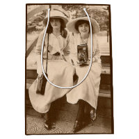 circa 1910 camera girls