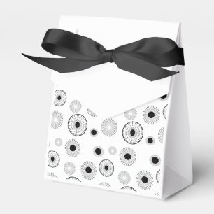 Circle Starburts Pattern- Black & White Favor Box