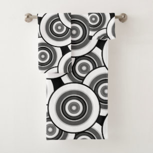 Circles and rings geometric black and white patter bath towel set