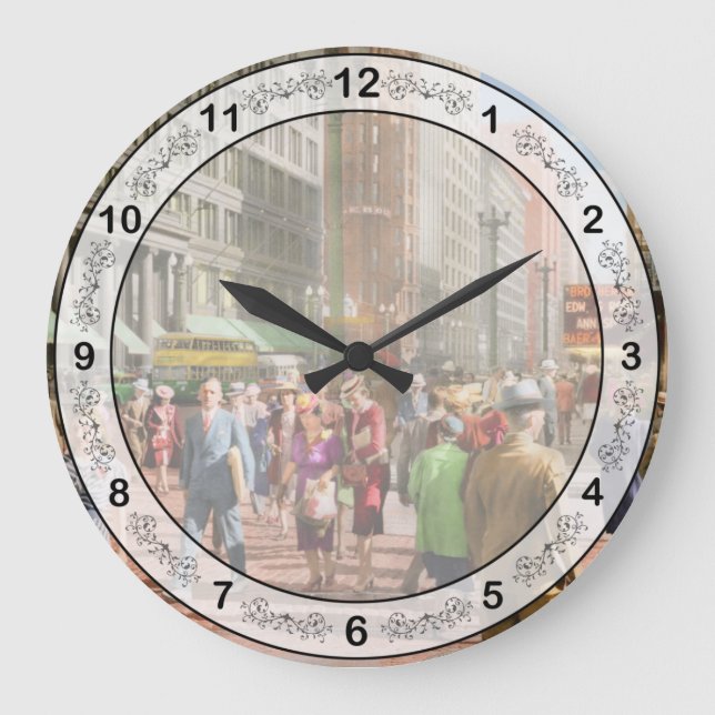 City - Chicago - Shopping Crowds 1940 Large Clock (Front)