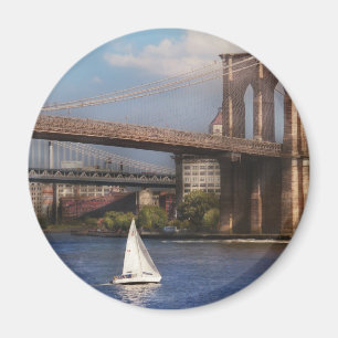 City - NY - Sailing under the Brooklyn Bridge Magnet