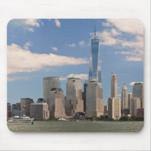 City - NY - The colours of a city Mouse Pad