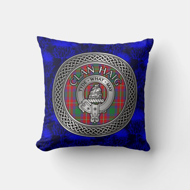 Clan Haig Crest & Tartan Knot Throw Pillow (Front)