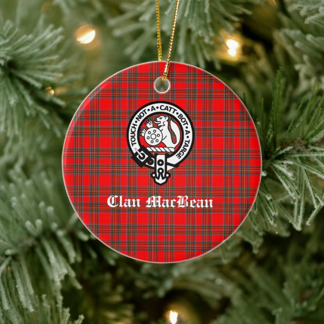 Clan MacBean Crest Badge & Tartan Ceramic Ornament (Tree)