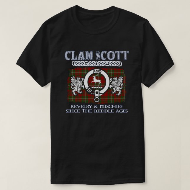 Clan Scott crest Scottish clans Scottish surname T-Shirt (Design Front)