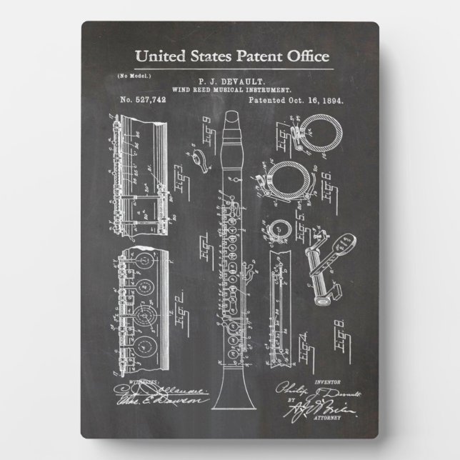 Clarinet with Musical Accents Plaque (Front)