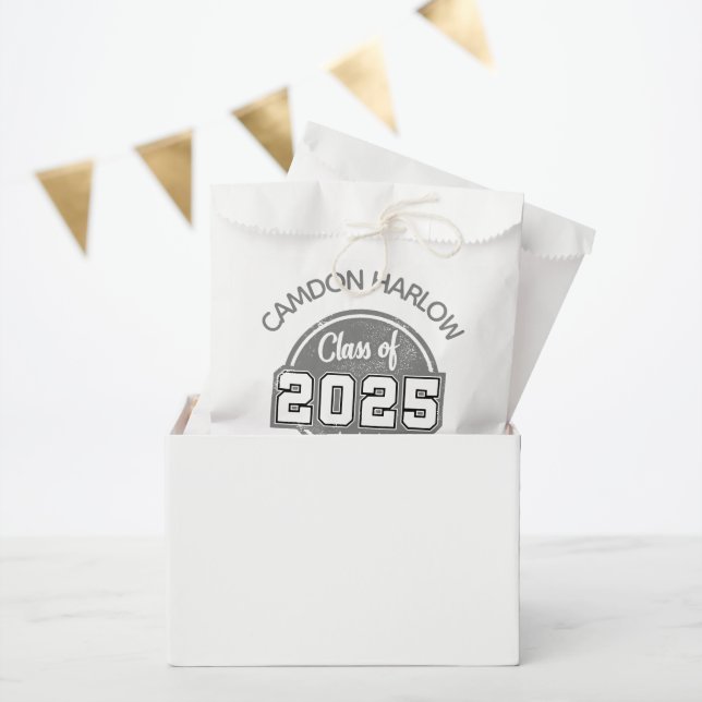 Class of 2025 Vintage Graduate Name Favour Bag (Party)