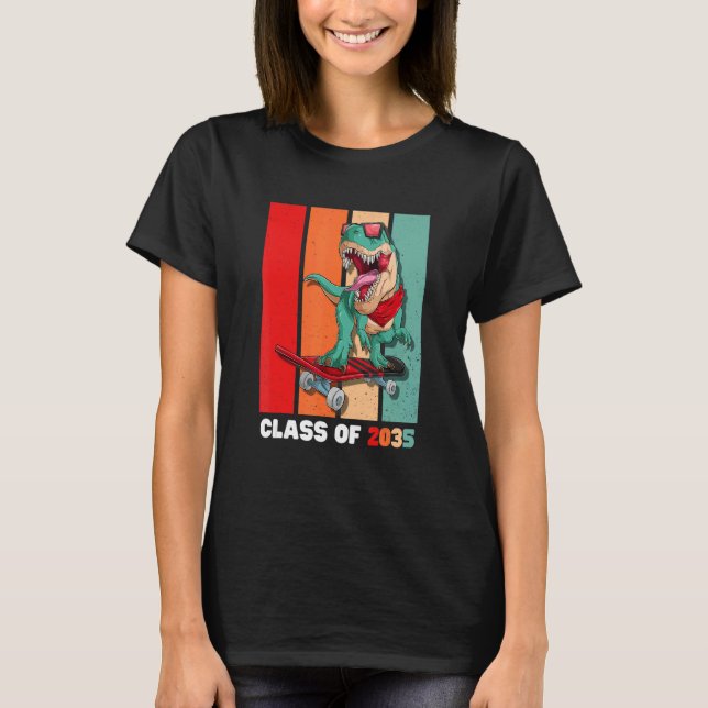 Class Of 2035 Grow With Me Kindergarten Graduate T-Shirt (Front)