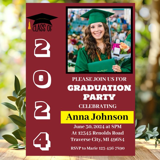 Classe d'année Maroon Graduation Party Invitation (Créateur téléchargé)
