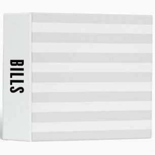 Classeur à la maison d'organisation des factures