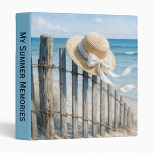 Classeur Chapeau d'été à l'aquarelle sur un poteau de clôtu