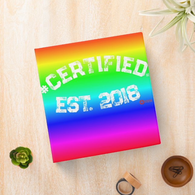 Classeur "Classeur Certified Pride Insert - Est. 2018" (In Situ)