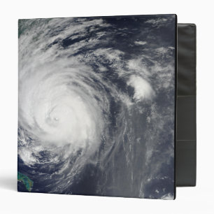 Classeur Comte d'ouragan frôlant la côte de la Caroline d