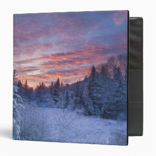 Classeur Coucher de soleil vibrant peint le ciel au-dessus 