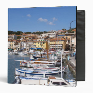 Classeur Dans le port du village de Cassis. Pêche et