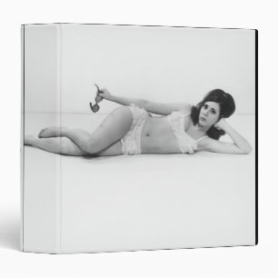Classeur Femme dans les vêtements de bain