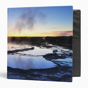 Classeur Fumée de geyser au coucher du soleil
