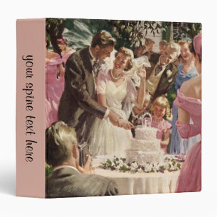 Classeur Jeunes mariés de mariage vintage coupent le gâteau