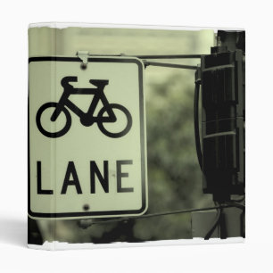 Classeur La bicyclette signent dedans la ville
