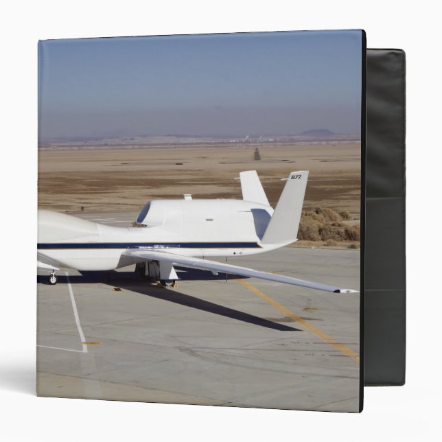 Classeur L'avion sans pilote Global Hawk (Devant/Intérieur)