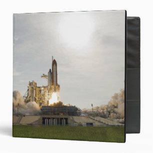 Classeur L'effort de navette spatiale enlève 8