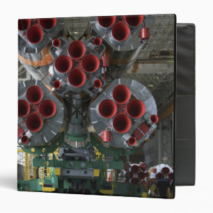 Classeur Les propulseurs du vaisseau spatial de Soyuz
