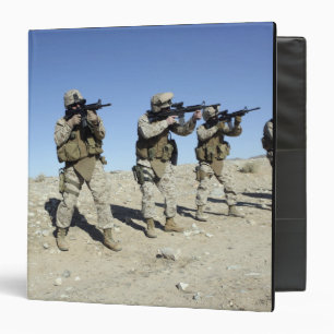 Classeur Membres de l'équipe militaires de Transistion