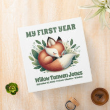 Mignonne Fox dormir dans la 1ère année du bébé Feu