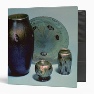 Classeur Plat et vases favrile de Tiffany