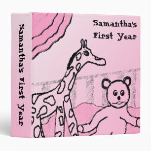 Classeur Rose Pers de la pièce du bébé. PREMIER album