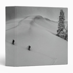 Classeur Skieurs de randonnée dans la poudreuse
