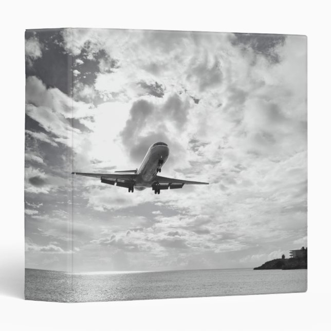 Classeur Un avion de ligne arrive pour atterrir à Princess (Devant/Côté)