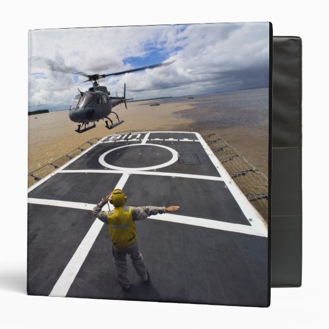 Classeur Un Eurocopter brésilien se prépare à atterrir (Devant/Intérieur)