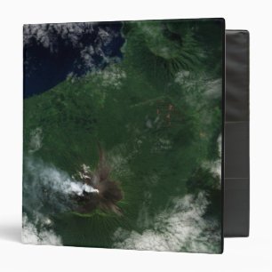Classeur Volcan d'Ulawun de sommet de New Britain