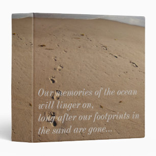 Classeur Voyage/empreintes de la vie dans le sable de plage