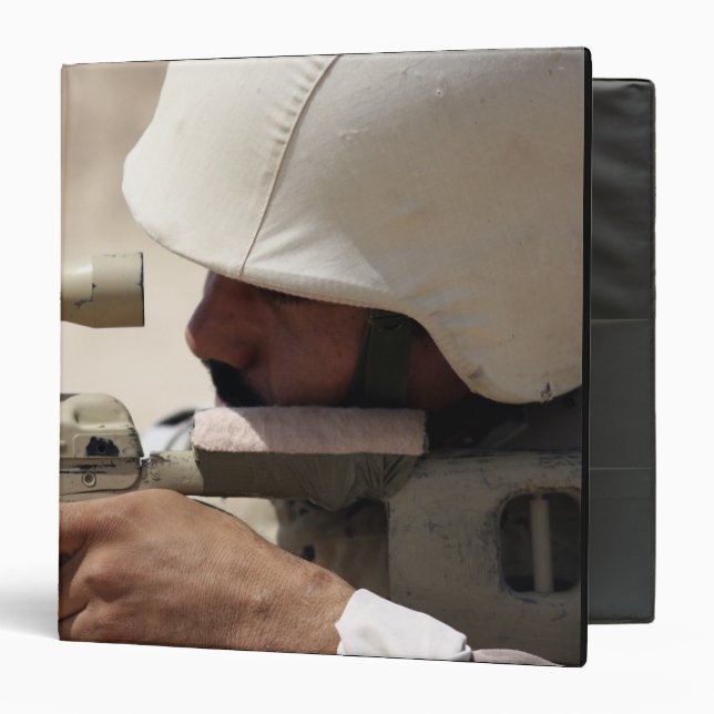 Classeur Vue d'un sergent de l'armée irakienne dans une por (Devant/Intérieur)