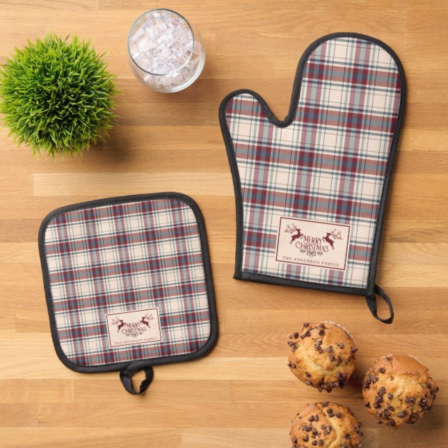 Classic Beige & Burnt Red Buffalo Plaid Christmas Oven Mitt & Pot Holder Set (Top Down)