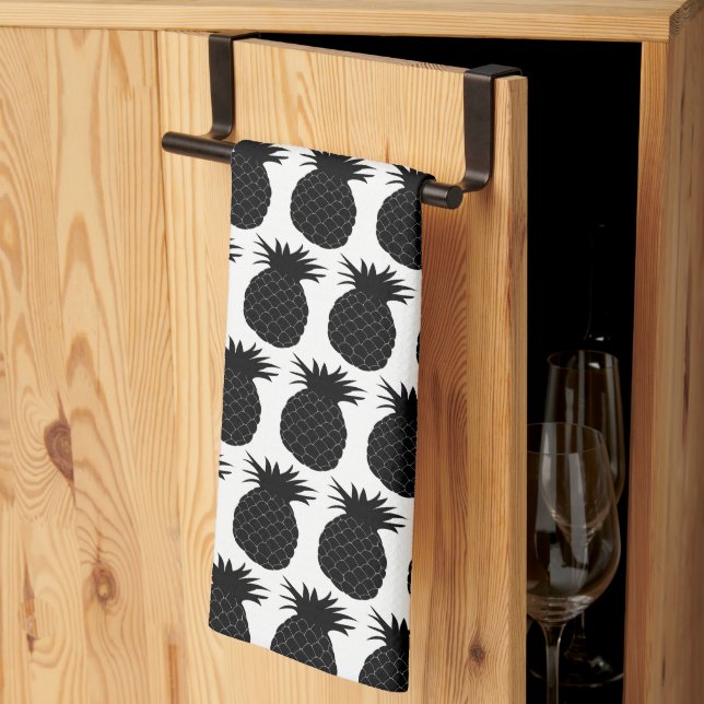 Classic Black and White Pineapple Pattern Kitchen Towel (Thirds Fold)