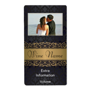 Classic Black Gold Pattern Wine Label With Kisses