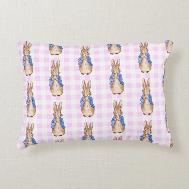 Classic bunny rabbit accent pillow (Front)