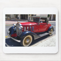 Classic Chevvy convertible.