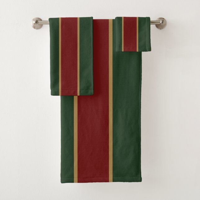 Classic Christmas Green And Red With Gold Trim Bath Towel Set (Insitu)