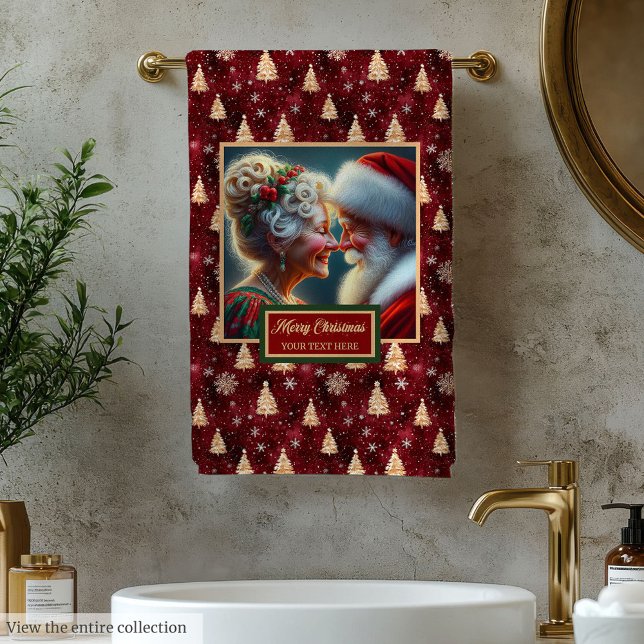 Classic Cranberry Red Gold Trees Bath Towel (Classic Cranberry Red Gold Trees Bath Towel)