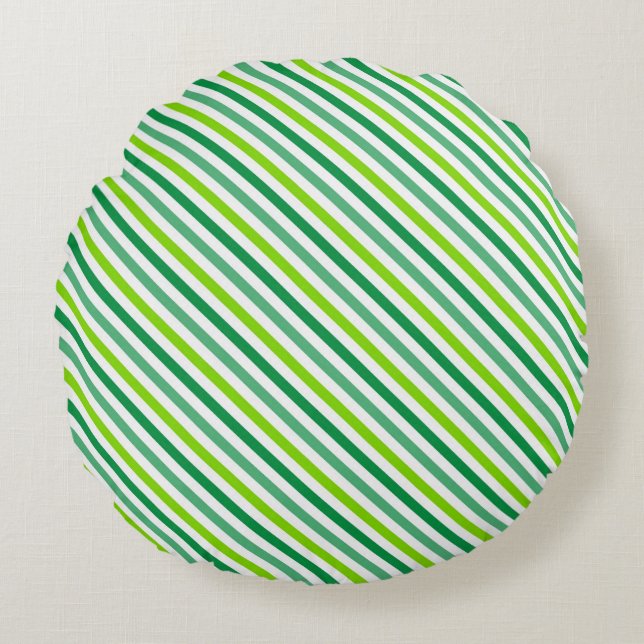 Classic Diagonal Candy Stripe Seamless Pattern Round Pillow (Front)