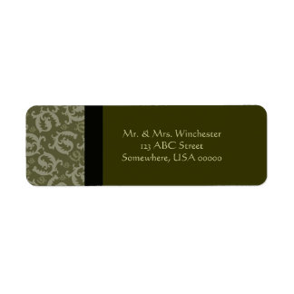 Classic Feathered Damask